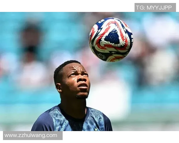 贝利与足球明星的传奇故事揭示了他在足球历史上的伟大地位 贝利与足球明星的传奇故事揭示了他在足球历史上的伟大地位